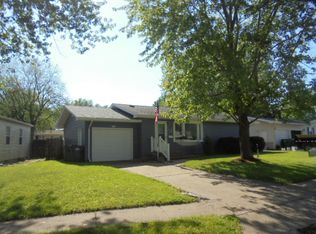 1114 Galbraith Dr, Clinton, IA 52732