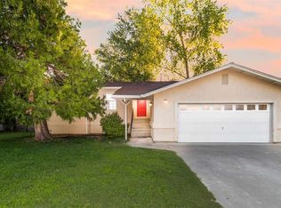 120 Lindauer Ln, Red Bluff, CA 96080