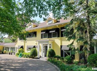 5188 N Prospect Rd, Peoria, IL 61616