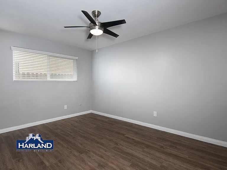 4515 Bancroft St #4 — Photo 9