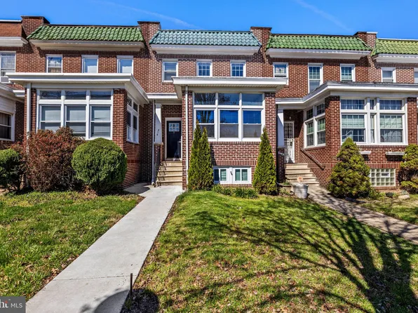 814 E 35th St, Baltimore, MD 21218