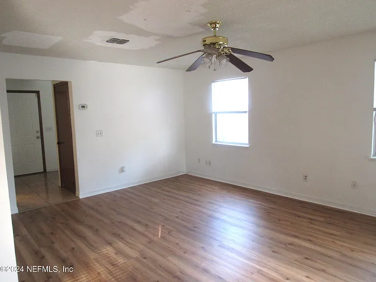 11722 Tanager Dr — Photo 15