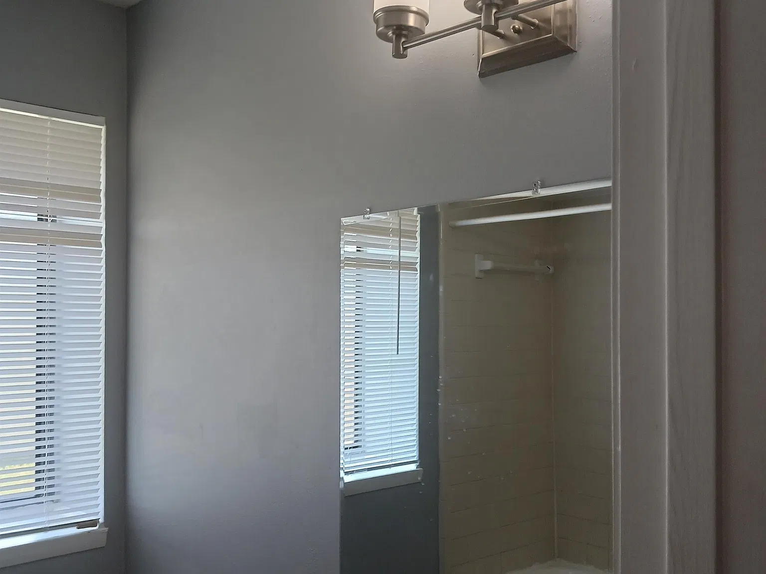 Covedale 7706 - 1 — Photo 2
