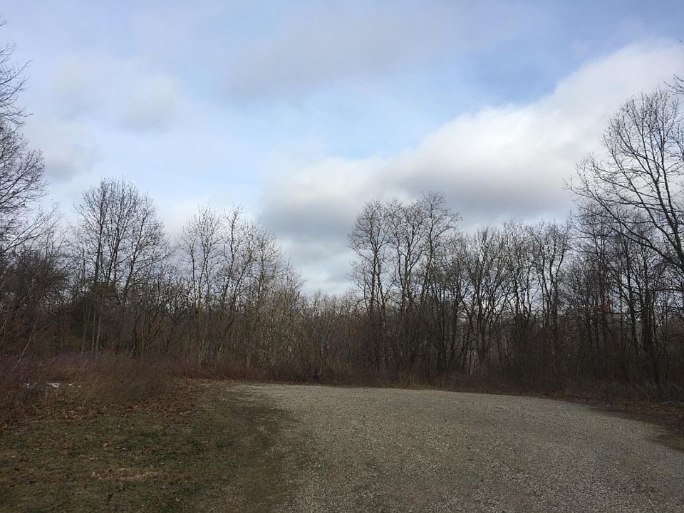2nd image of 44 Acres #112