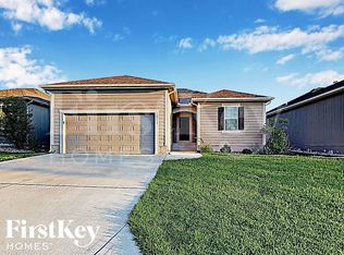 10913 Highview Rd, Peculiar, MO 64078