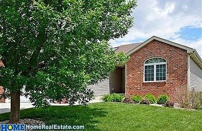 2nd image of 5020 Larkspur Ln