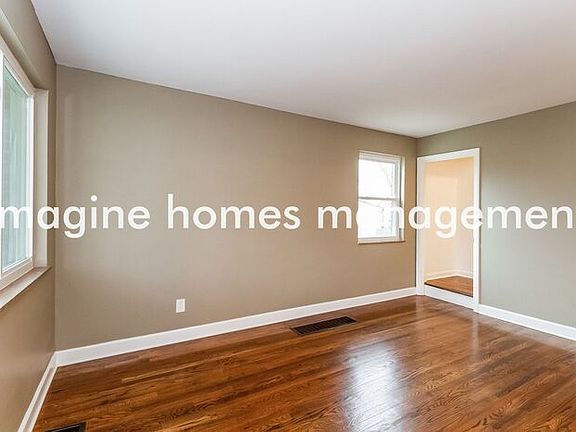 5th image of 4521 Hunt Rd