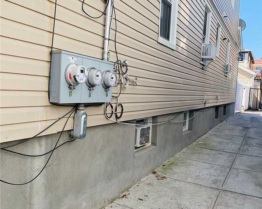 2nd image of 34-70 112th St