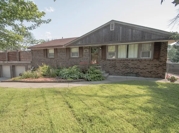 5800 Halifax Ave N, Brooklyn Center, MN 55429