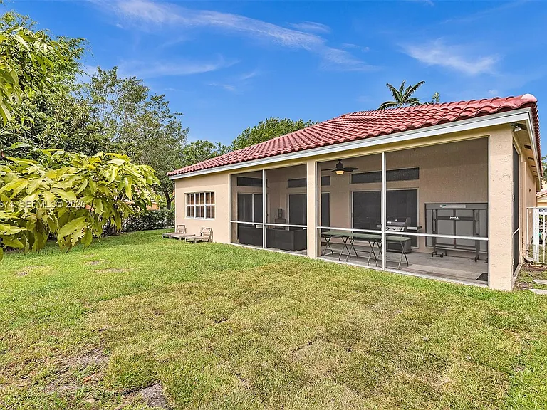 3711 Falcon Ridge Cir — Photo 48