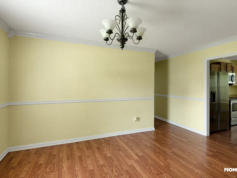 216 Stone Point Ln — Photo 11