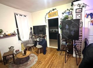 30-94 44th St #4F, Astoria, NY 11103