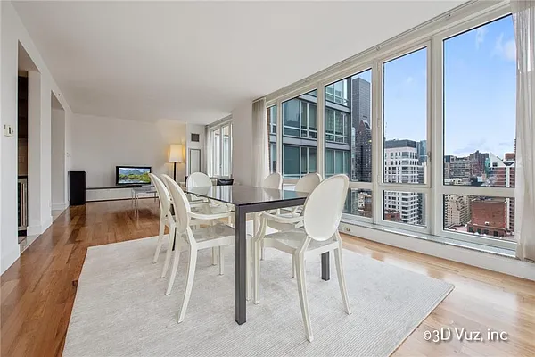 Sold by Remax Edge | media 11