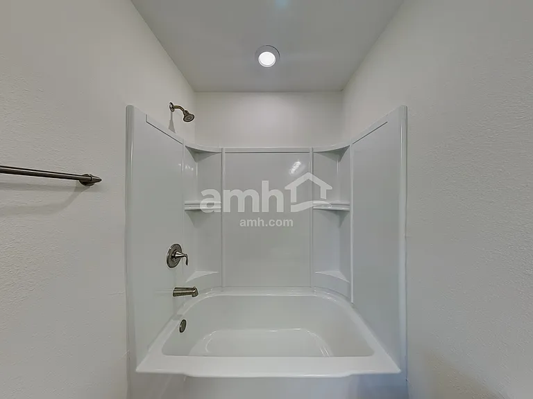 5916 Hampton Creek Rd — Photo 17