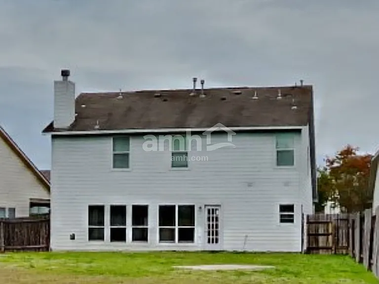 2013 Briar Grove Dr — Photo 17