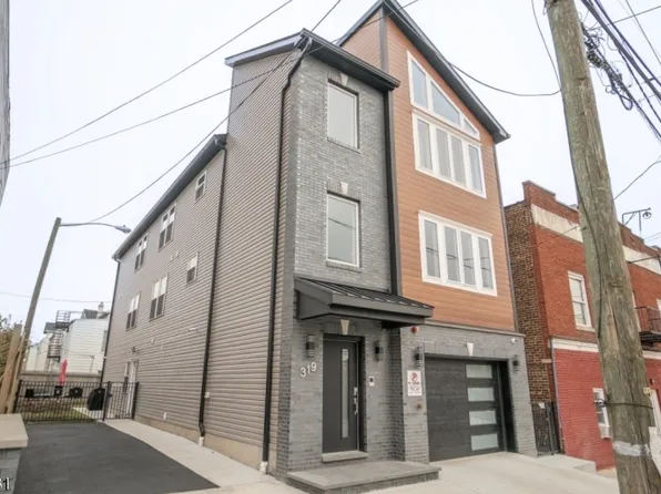 319 Renner Ave, Newark City, NJ 07112