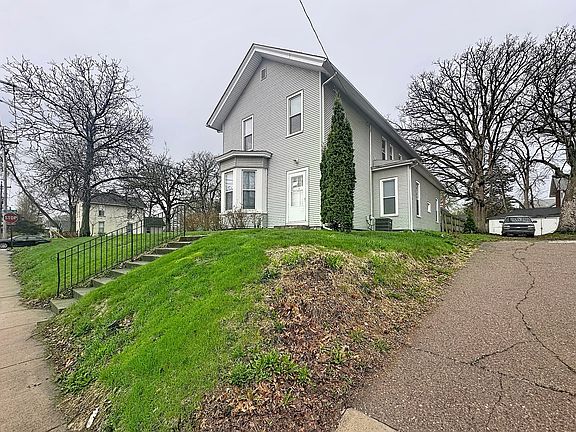 3rd image of 1206 Bridge Ave