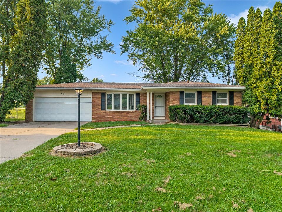 1st image of 62 Park View Dr