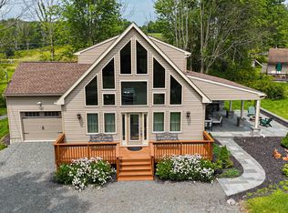 61 Highpoint Dr, Lake Ariel, PA 18436