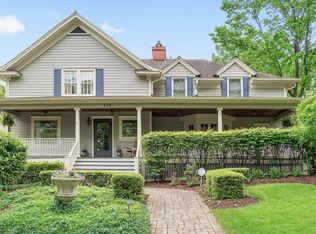 122 Maumell St, Hinsdale, IL 60521