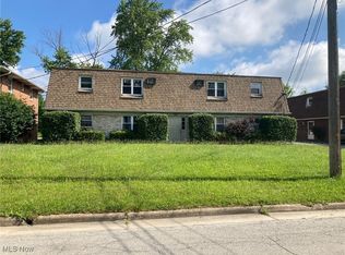 868 Cook Ave, Youngstown, OH