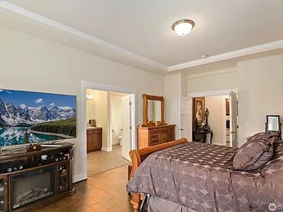 4th image of 7176 Tobermory Cir SW