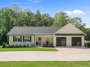 3050 Batesville Rd, Woodstock, GA 30188