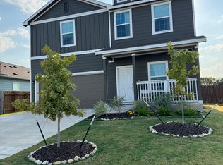 403 Halfmoon Dr, Lockhart, TX 78644