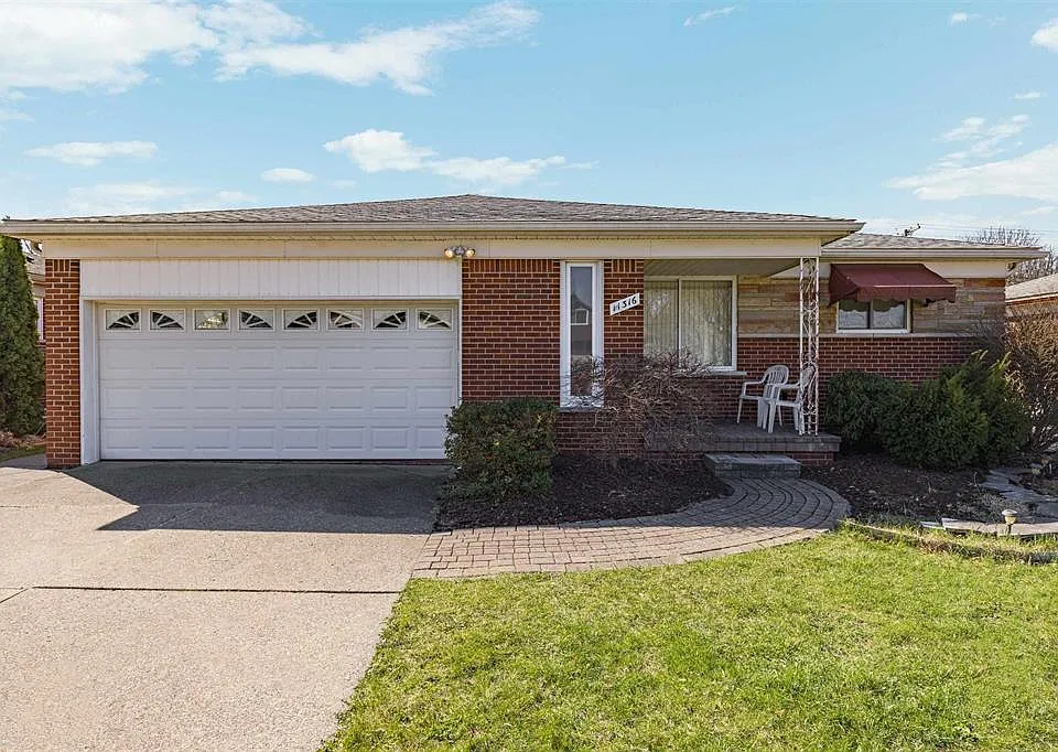 11316 Irvington Dr