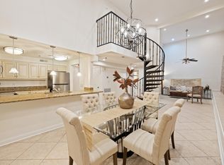 377 King St #102, Charleston, SC 29401
