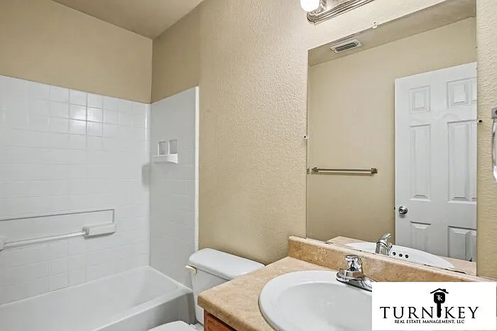 8028 Tanner Ave — Photo 10