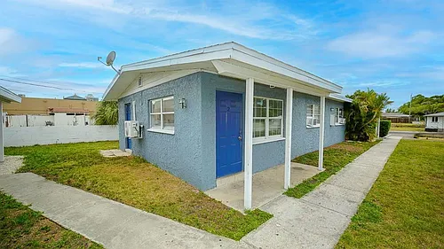 6538 42nd Ave N #7 Photo 1