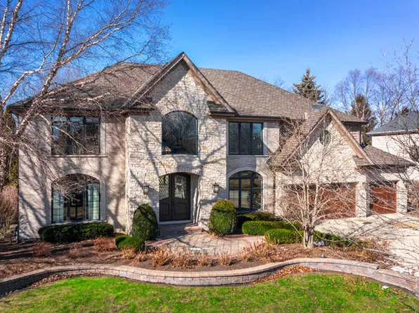 2247 Sable Oaks Dr, Naperville, IL 60564
