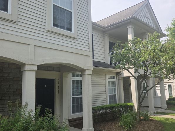 3211 Addington Dr