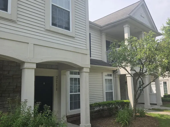 3211 Addington Dr, Walled Lake, MI 48390