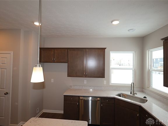 4th image of 3091 Simpson Ct #8355