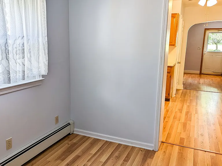 1 Dresden Ct — Photo 12