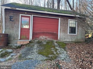 1395 Sleepy Hollow Rd, Pennsburg, PA 18073