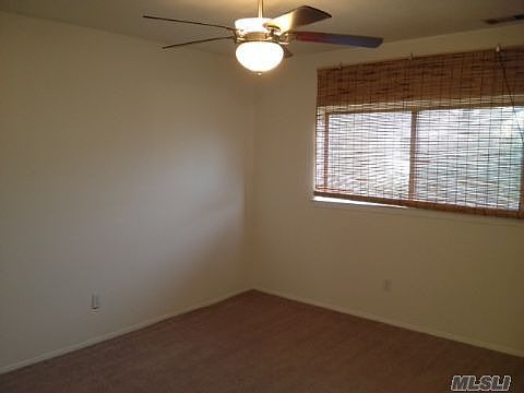 4th image of 101 Pointe Cir S
