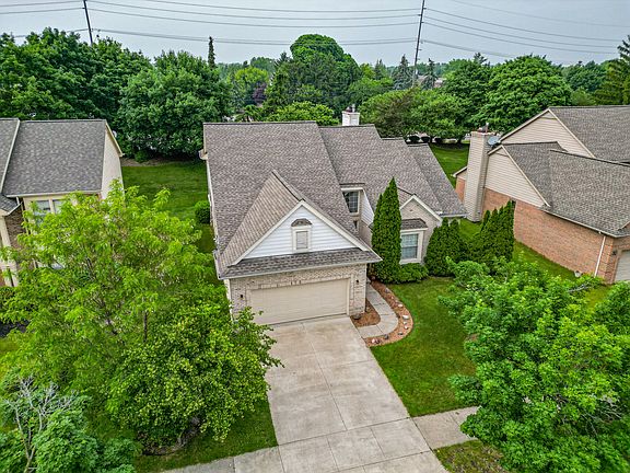 5th image of 4798 Walnut Creek Dr