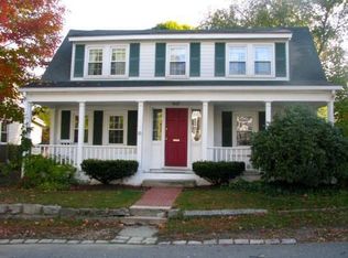 15 Fruit St, Holliston, MA 01746