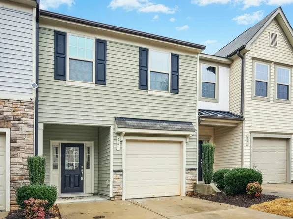 94 E Grove Point Dr, Clayton, NC 27527