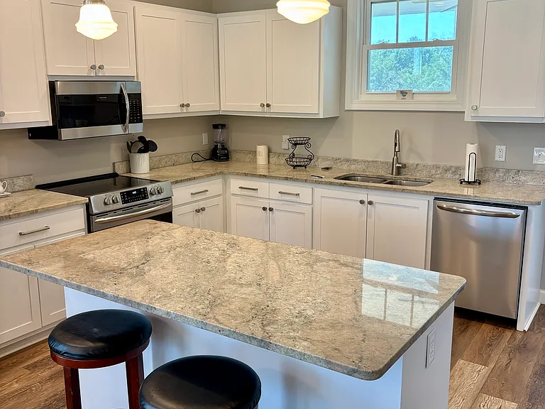310 Big Pine Rd — Photo 4