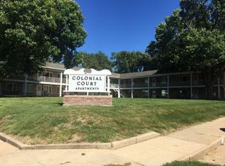 905 5th St, Fairbury, NE 68352