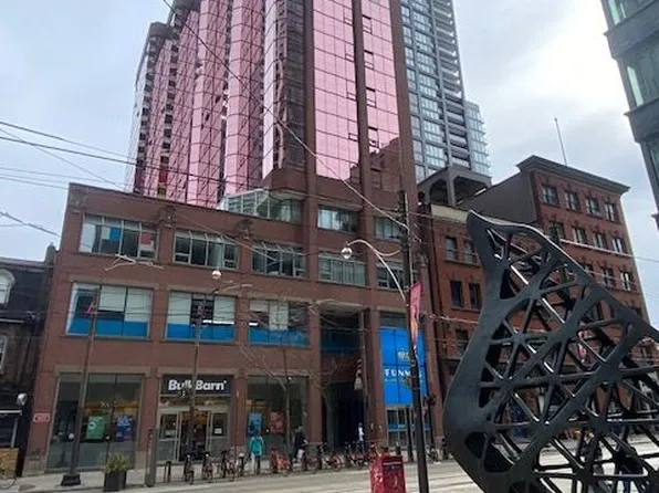 393 King St W #1107, Toronto, ON M5V 3G8
