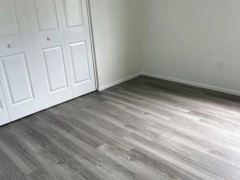 1028 Hickory Rd — Photo 11