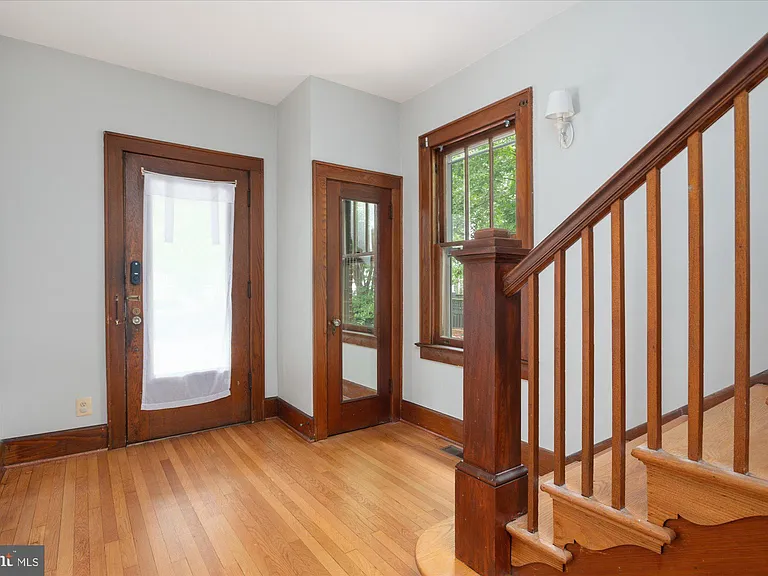 1431 N Fillmore St — Photo 6