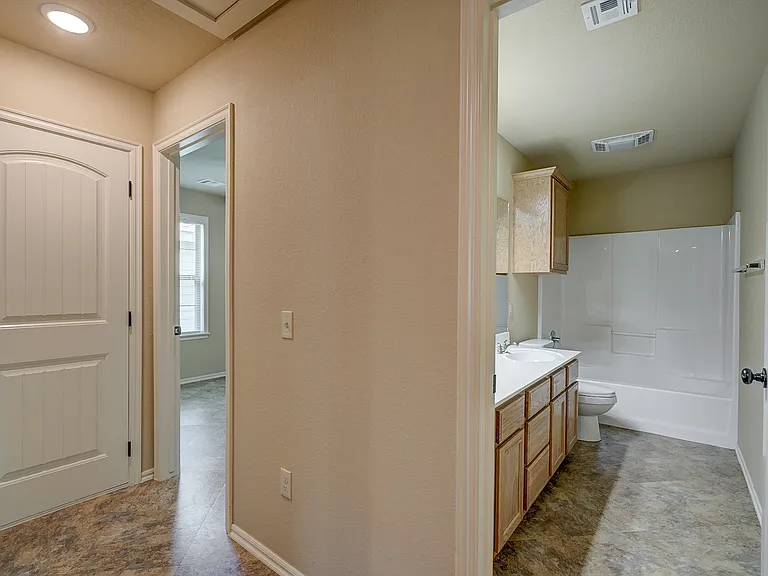 903 N Osage Ave #A — Photo 20