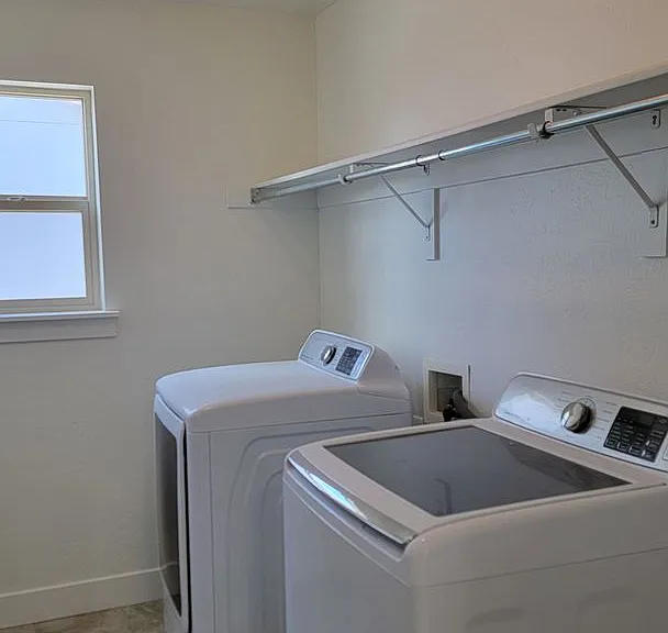 1652 W Brooke St — Photo 19