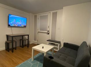 5225 12th Ave NE #1, Seattle, WA 98105